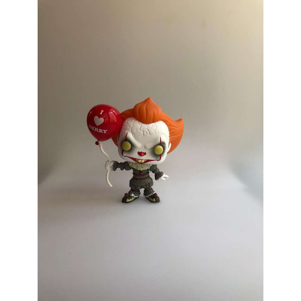 Pennywise with Balloon - IT - POP! Movies Vinyl Figure 780