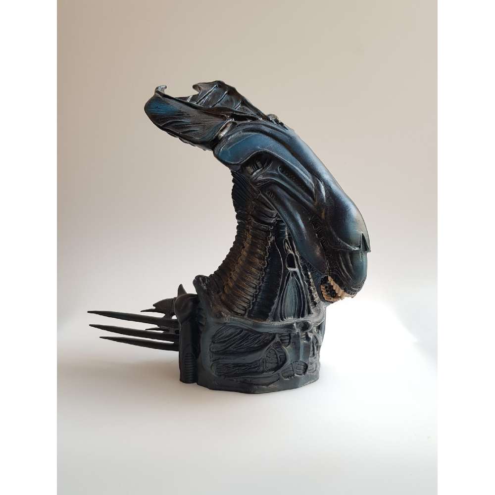 Alien Xenomorph Queen Spardose